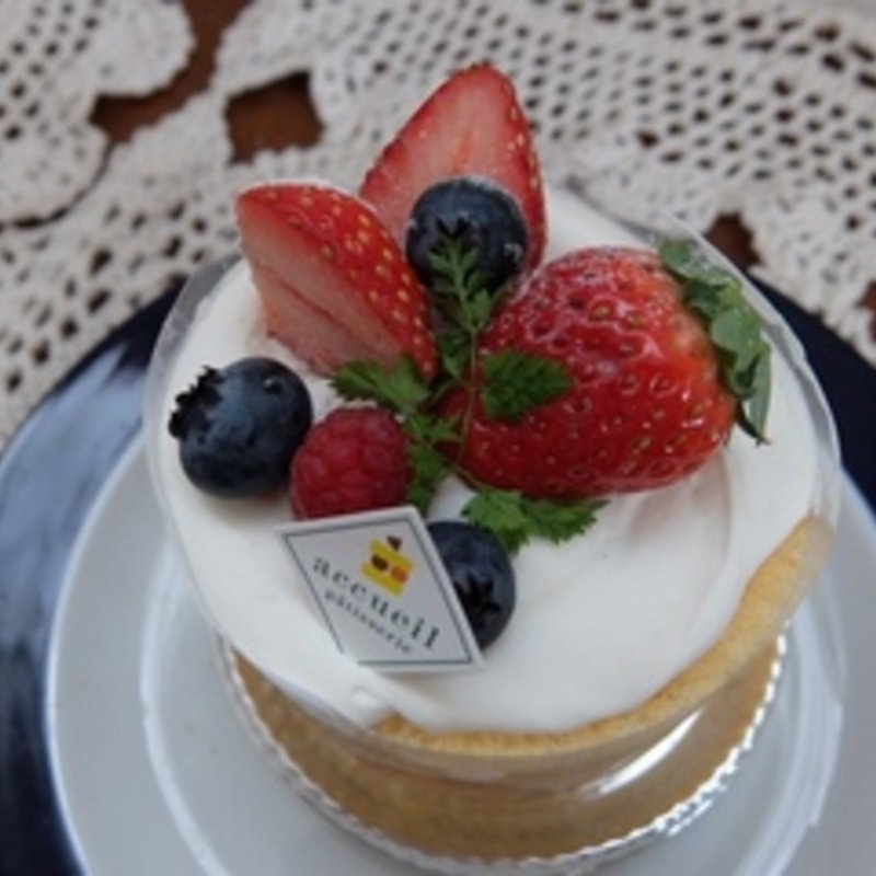 いちご(パティスリー アクイーユ )