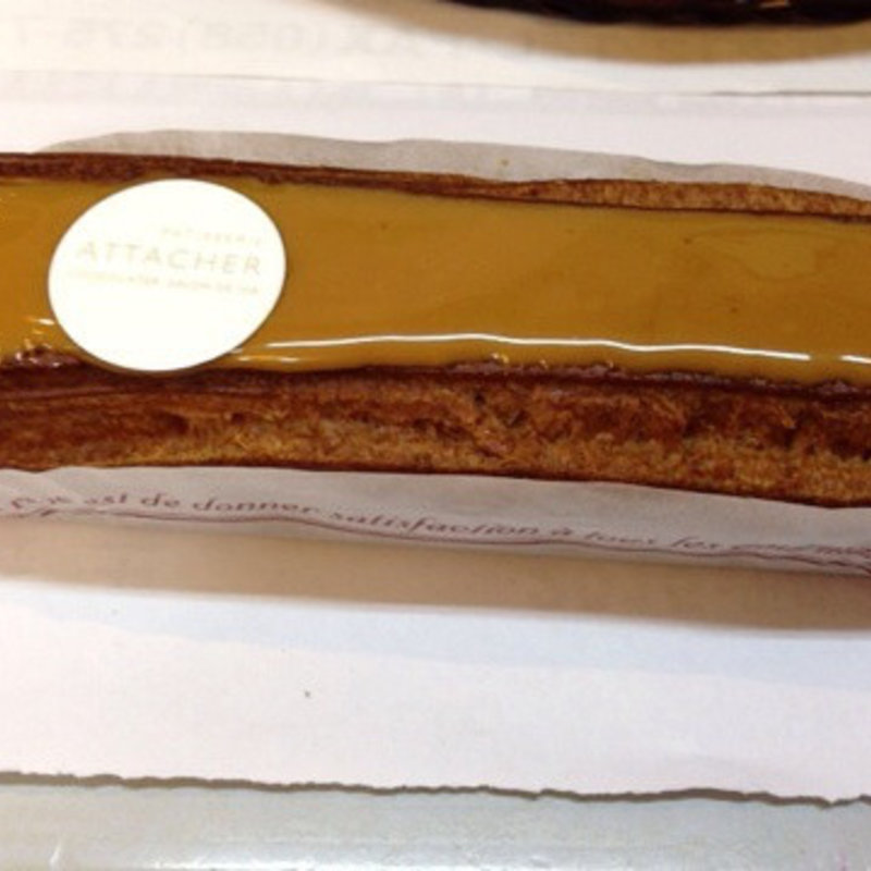 エクレールのキャラメル(パティスリー アタッシェ （PATISSERIE ATTACHER）)