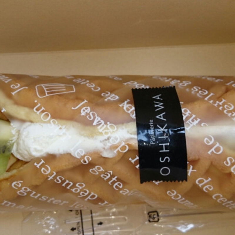 フルーツロール(パティスリーオシカワ 高鍋店 （OSHIKAWA）)