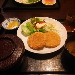 ハムカツ定食(はなの舞 新宿東口店 )