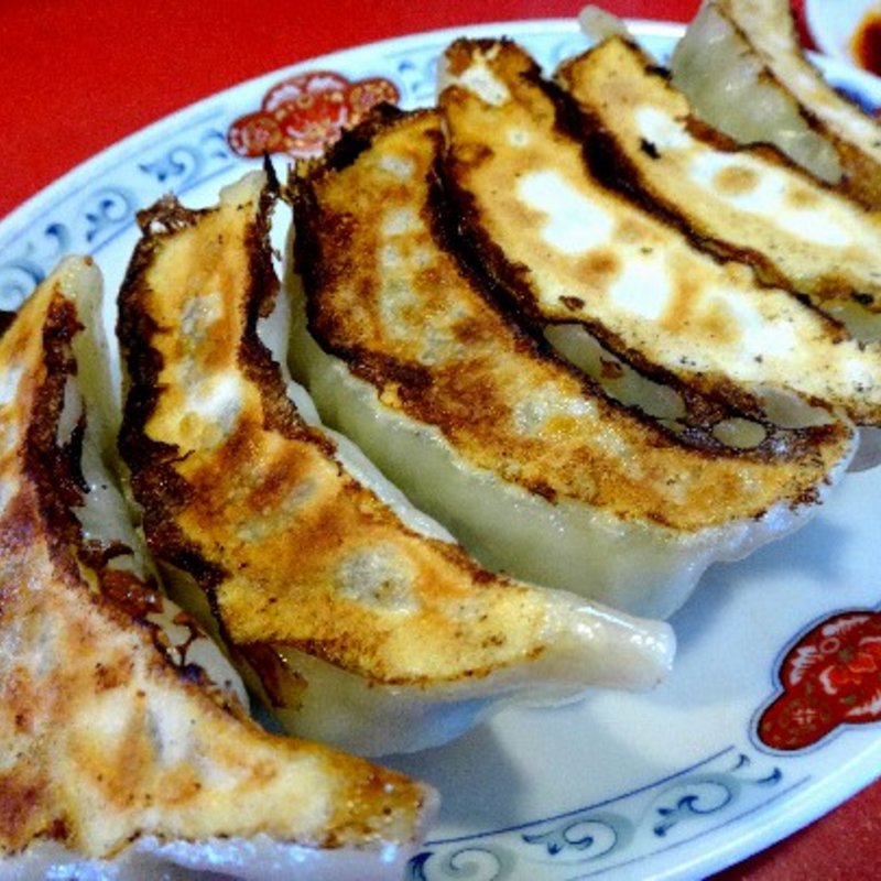 ギョウザ(ハナ中華料理店)