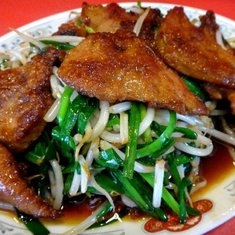 ニラレバ炒め(ハナ中華料理店)