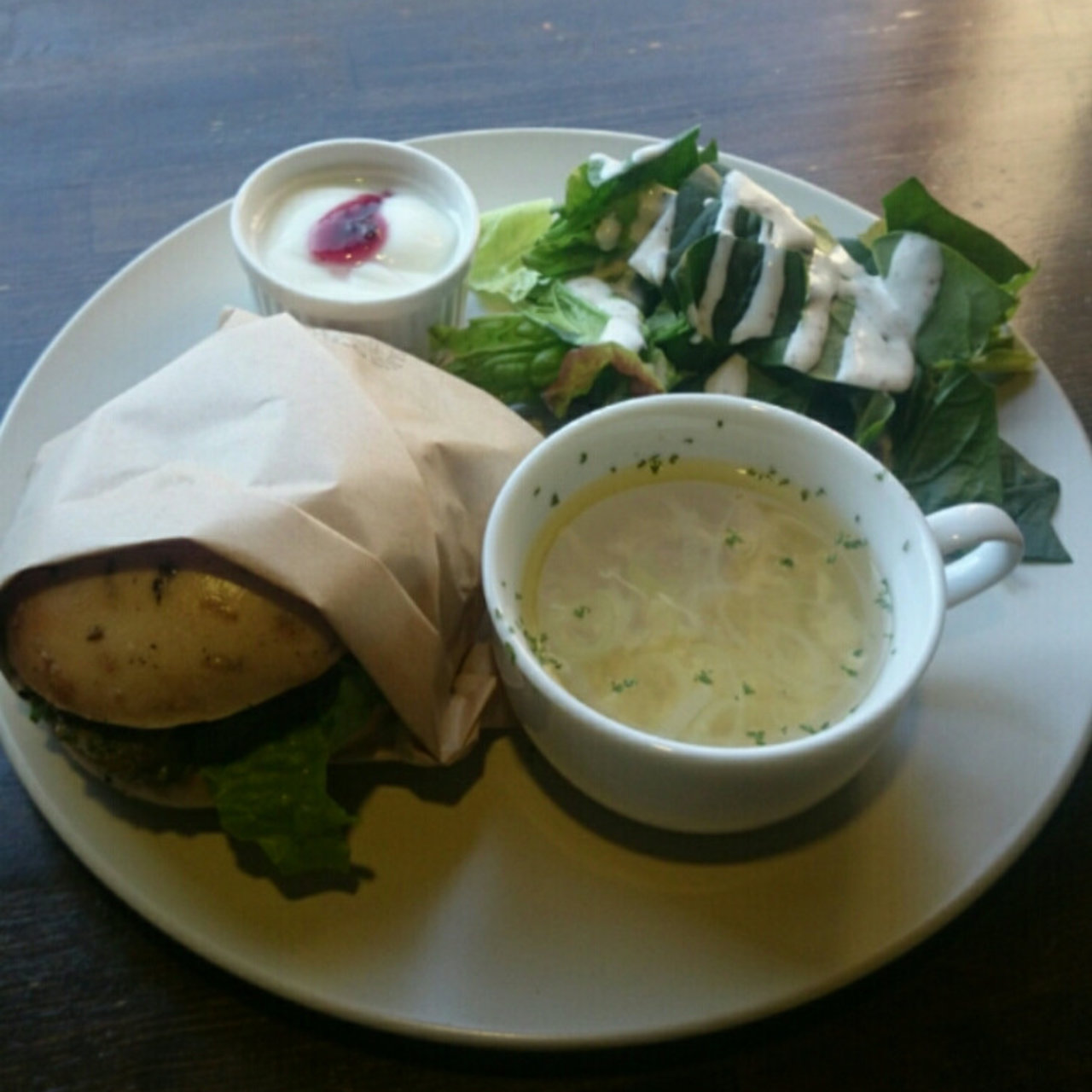 バジリコチキンサンド バニトイベーグル 若葉店 Vanitoy Bagel の口コミ一覧 おいしい一皿が集まるグルメコミュニティサービス Sarah