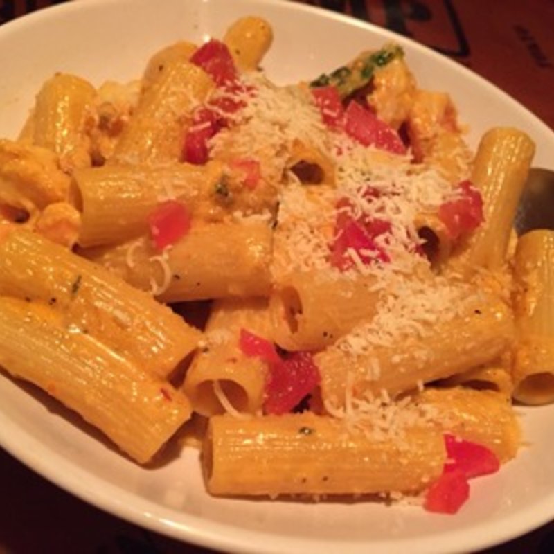 クリームソースのリガトーニ(ババ・ガンプ・シュリンプ 東京)