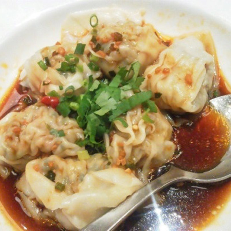 ワンタンのチリソース掛け(パラダイス ダイナシティ)