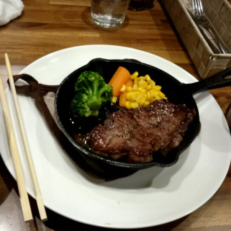 ミスジステーキランチ(バル OTTO)