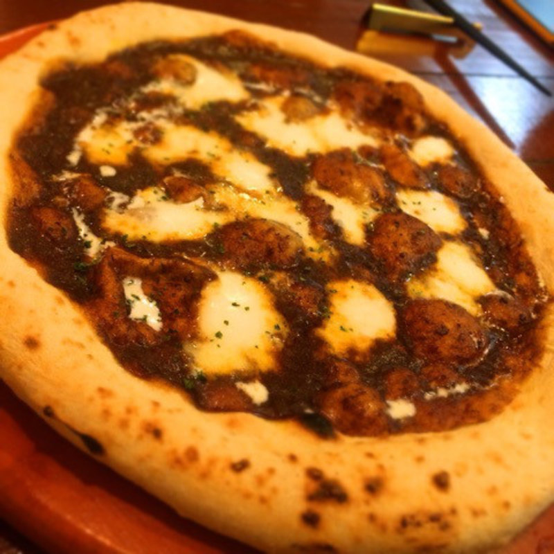焼きカレーピザ(バル ブルローネ （Bal BurLone）)