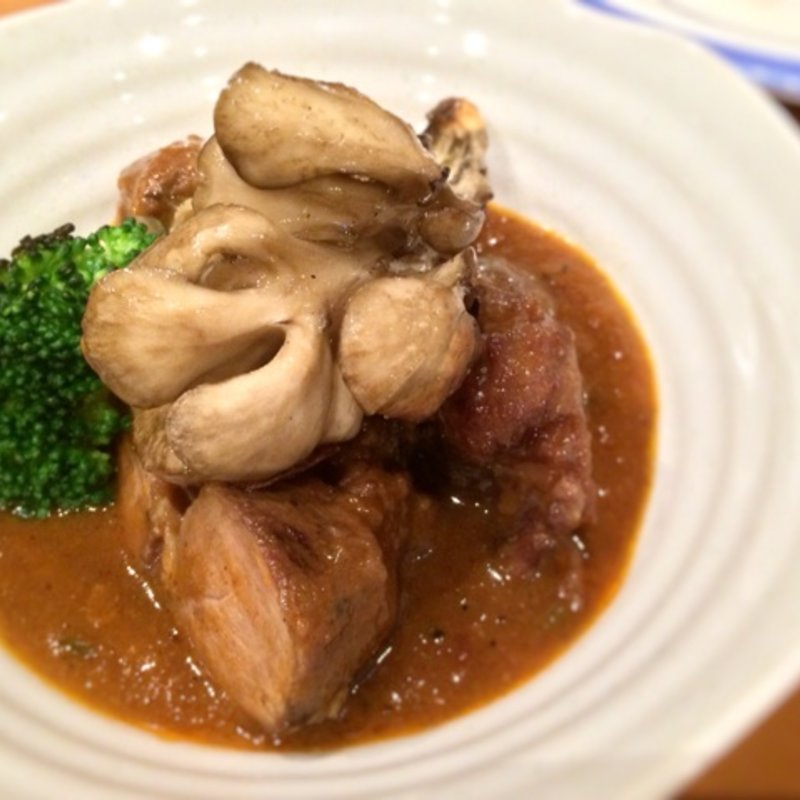 上ノ国産、フルーツポークのスネ肉のワイン煮(パレス )