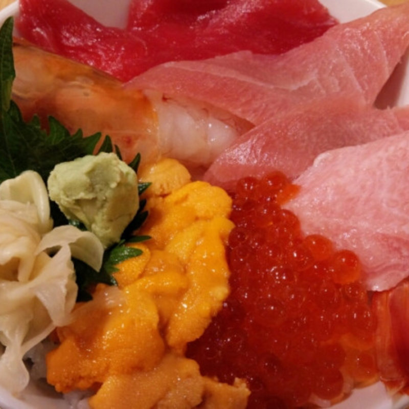 海鮮丼(ハレの日食堂 )