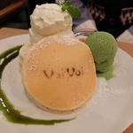 温小豆と塩生クリームのパンケーキ 2017ver.(パンケーキママカフェ VoiVoi （ヴォイヴォイ）)