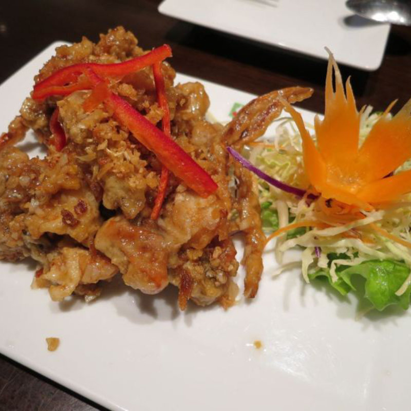 やわらか蟹のガーリック揚げ(バンコクキッチン 銀座コリドー街店 （Bangkok Kitchen）)