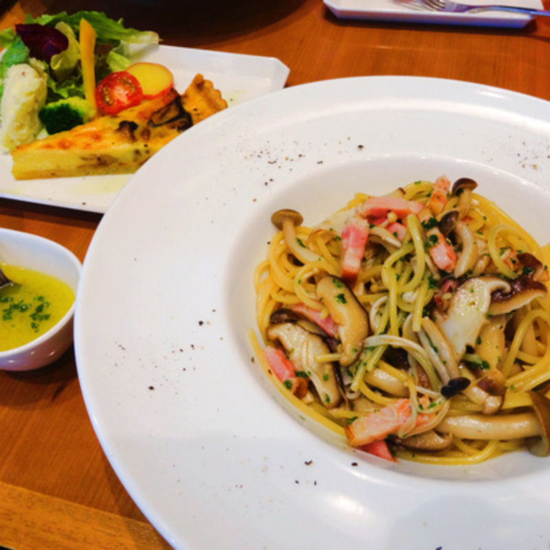 パスタ(ハンデルスベーゲン（ＨＡＮＤＥＬＳＶＡＧＥＮ）りんくう店)