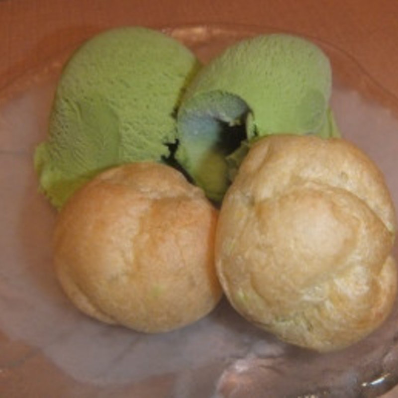 京抹茶シュークリーム　バニラアイス添え(はんなり邸 八重洲本店 )