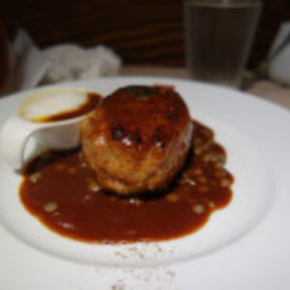 モッツァレラチーズのハンバーグ(ハンバーグ ウィル （Hamburg Will）)