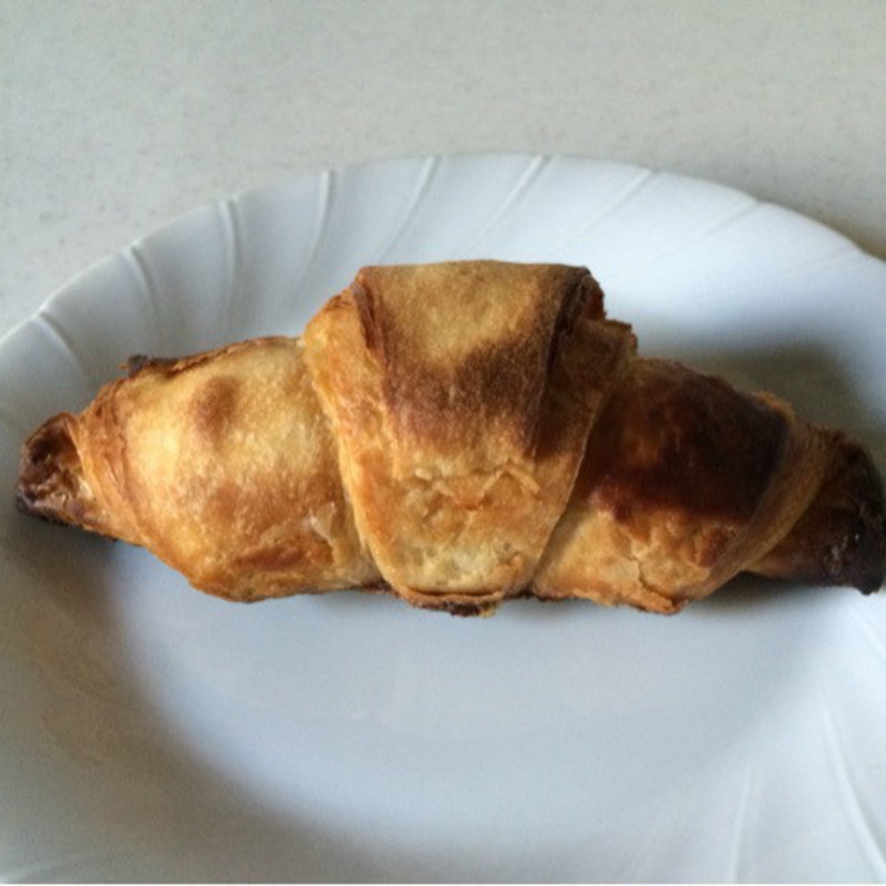 クロワッサンナチュレ(パン工房 ブランジェリーケン)