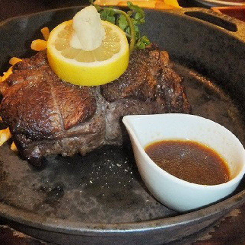 600gのお肉の塊★モンテロッソ(ビーハウス （BEE HOUSE ）)