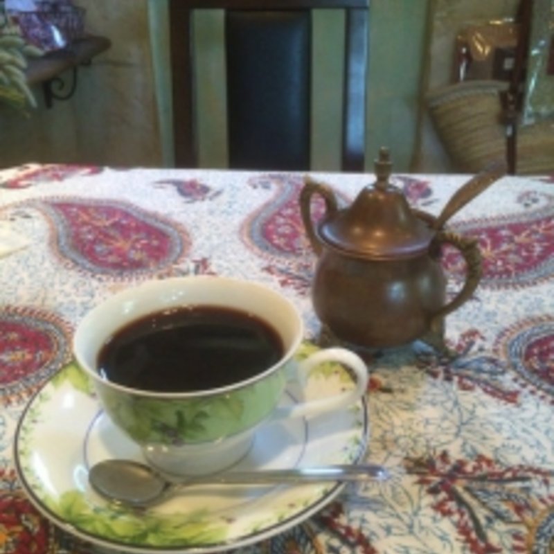 ホットコーヒー(ビービーミツリット （Bee-Beemitsuritto）)