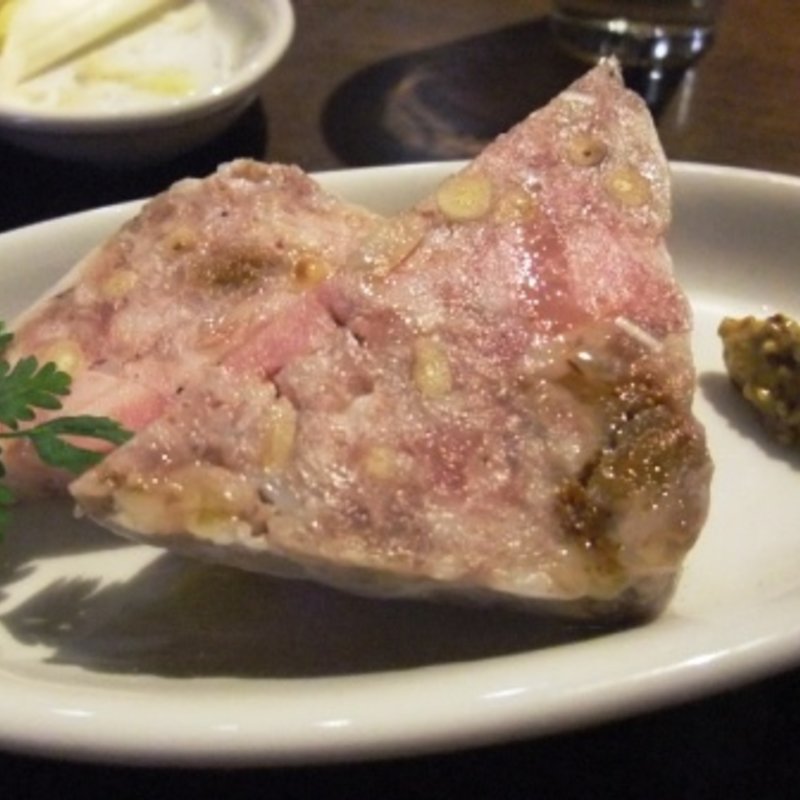 豚肉とミミガーのテリーヌ(BEER STAND molto!! 阪急三番街店)