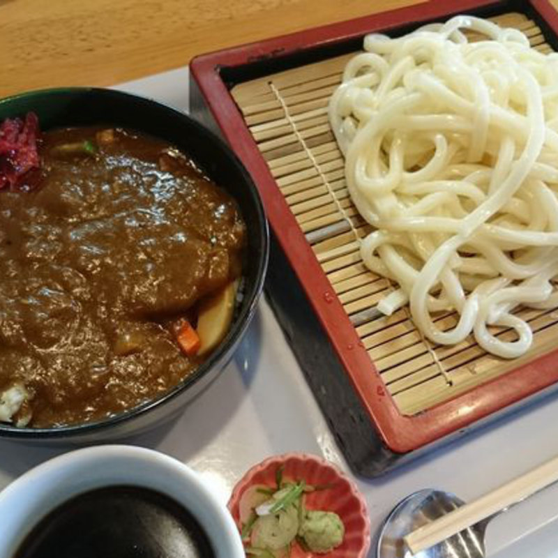 ざるうどんとミニ野菜カレーセット(MESI CAFE ピグレット)