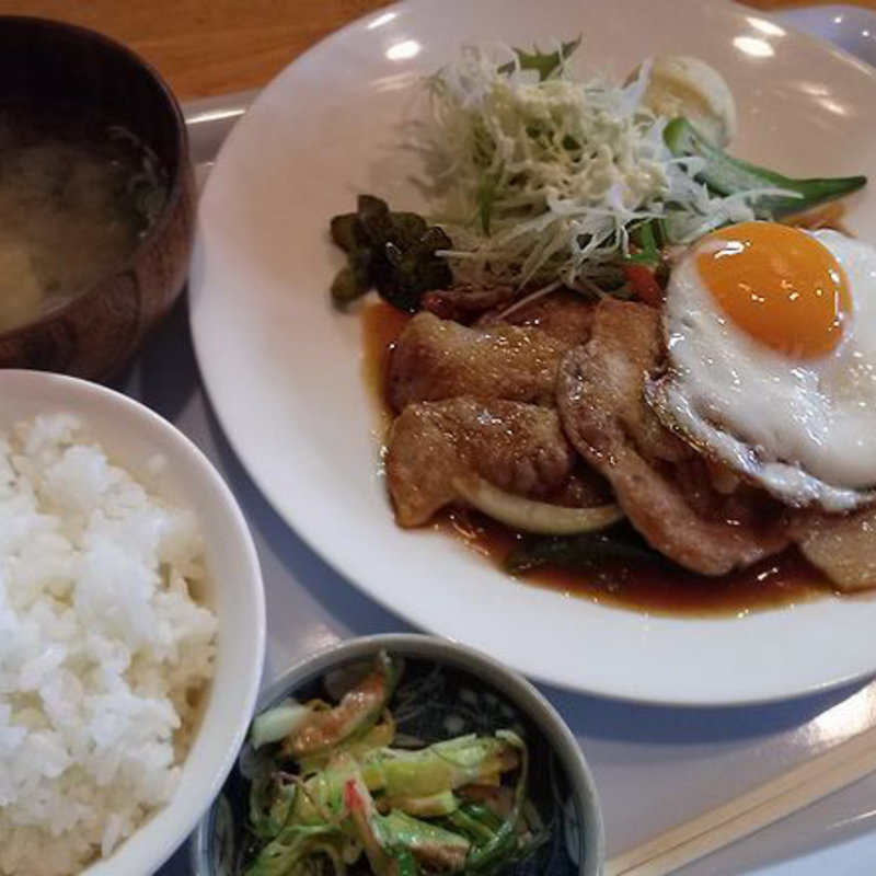 生姜焼き定食(MESI CAFE ピグレット)