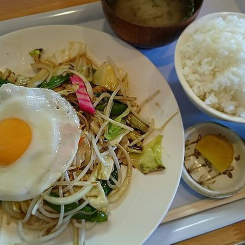 野菜炒め定食(MESI CAFE ピグレット)