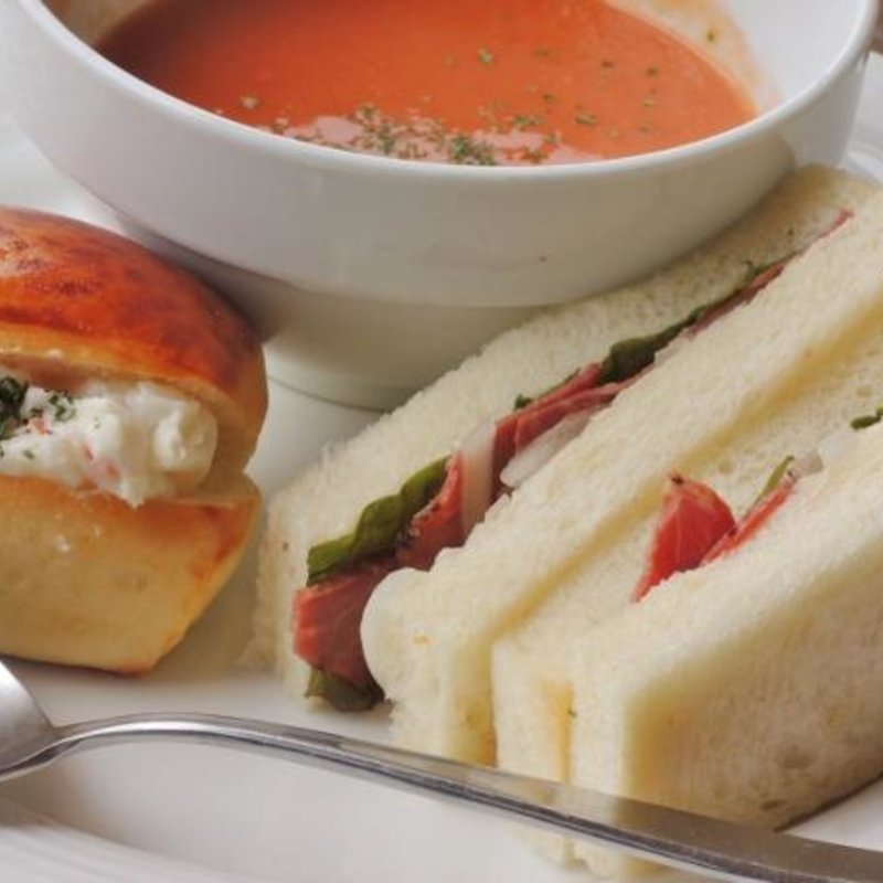 食パンサンドの盛り合わせ(ビゴの店 鷺沼店 （boulangerie patisserie francies BIGOT ビゴノミセ）)