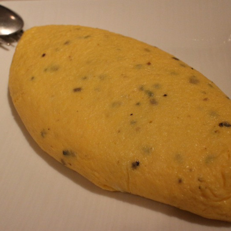 トリュフオムレツ(びすとろ UOKIN ボン・ポテ)