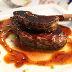 ロッシーニ 牛例とフォアグラのステーキ 黒トリュフのソース