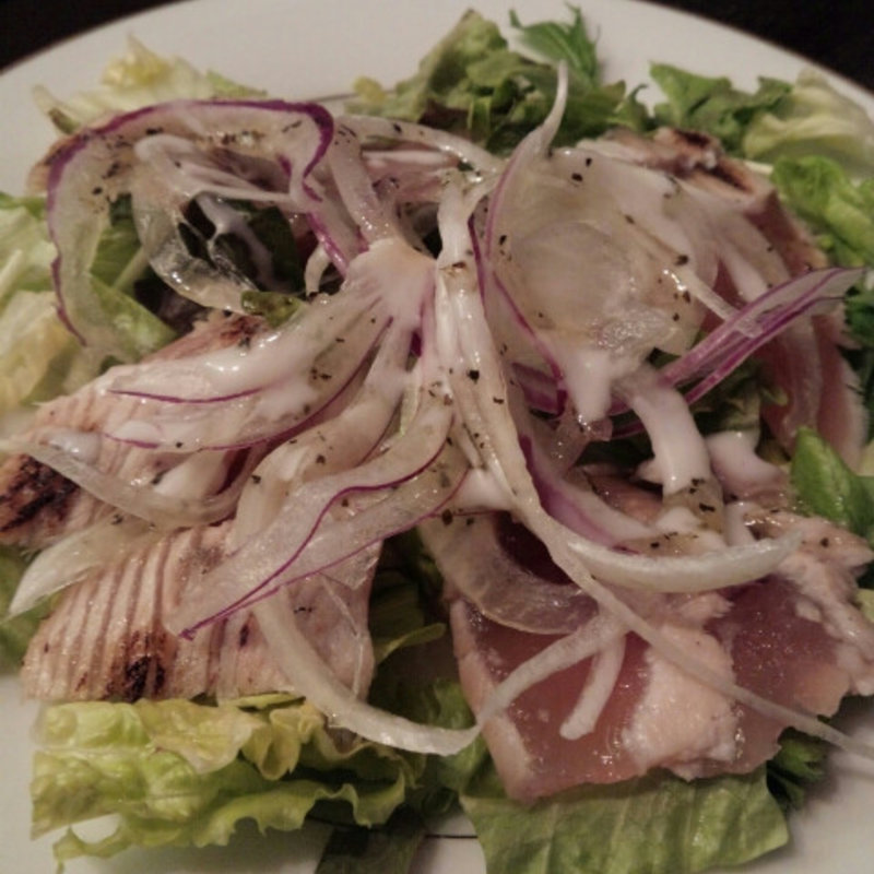 カルパッチョ風サラダ(ビストロ アズーロ＆ザ・バー （BISTRO AZZURRO & THE BAR）)