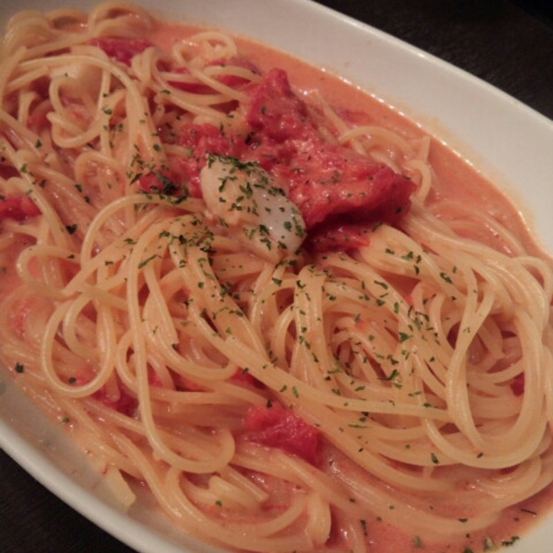 ホタテのトマトクリームパスタ(ビストロ アズーロ＆ザ・バー （BISTRO AZZURRO & THE BAR）)
