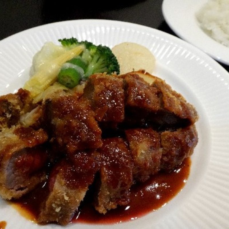 牛肉のカツレツランチ(ビストロ太郎)