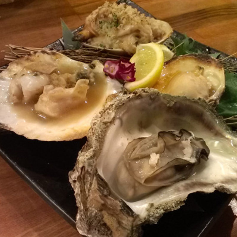 いろいろ焼き貝食べ比べ！(ビストロ魚丸)