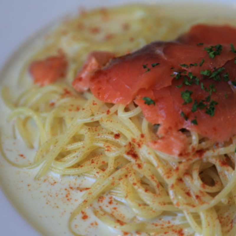 サーモンクリームのスパゲティ(ピッコロ)