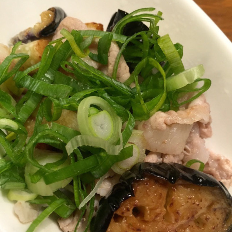 茄子の素揚げと、豚しゃぶのポン酢風味(ビトレス プリュス 裏なんば )