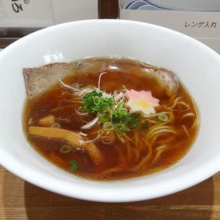 鰹出汁醤油ラーメン(麺に恋いろ)