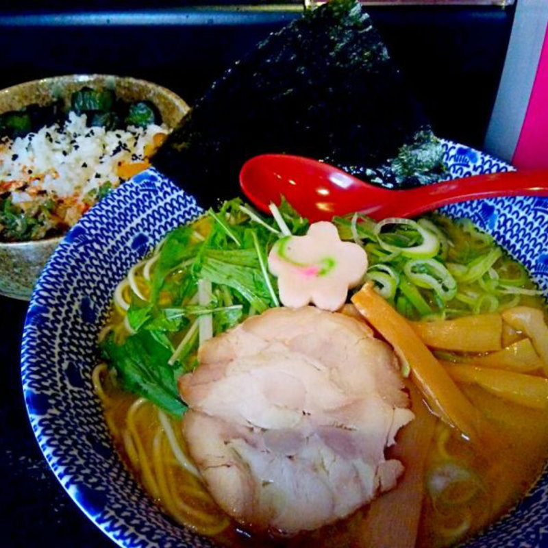 鶏白湯黄金ラーメン(ひのとり 東京御茶ノ水店 )