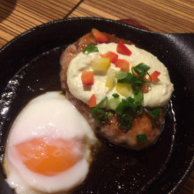 マグロのレアとろハンバーグステーキ(ひびか食堂)