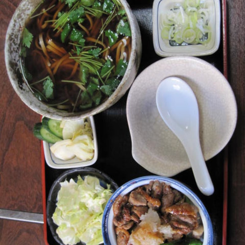 お蕎麦と鴨丼のセット(ひびき庵)