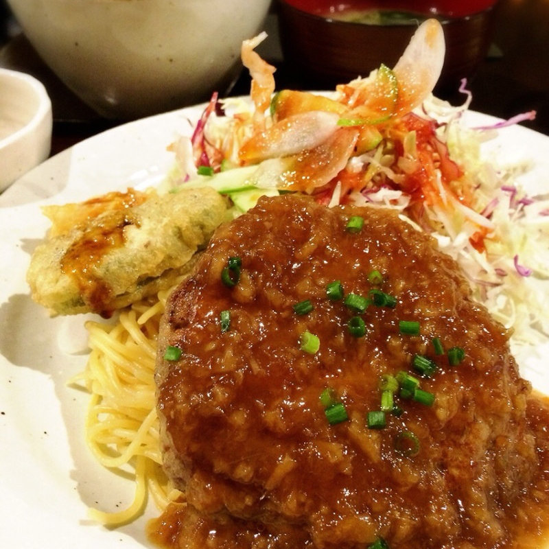 ハンバーグ生姜オニオンソース(ひやけ )