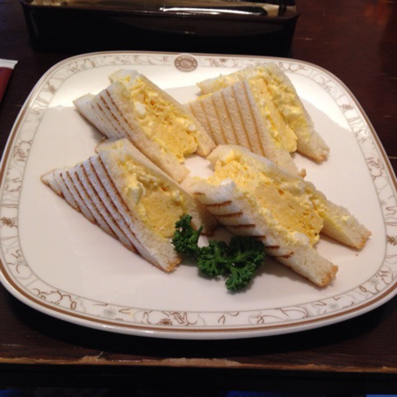 厚焼き卵サンド(ビリオン珈琲)