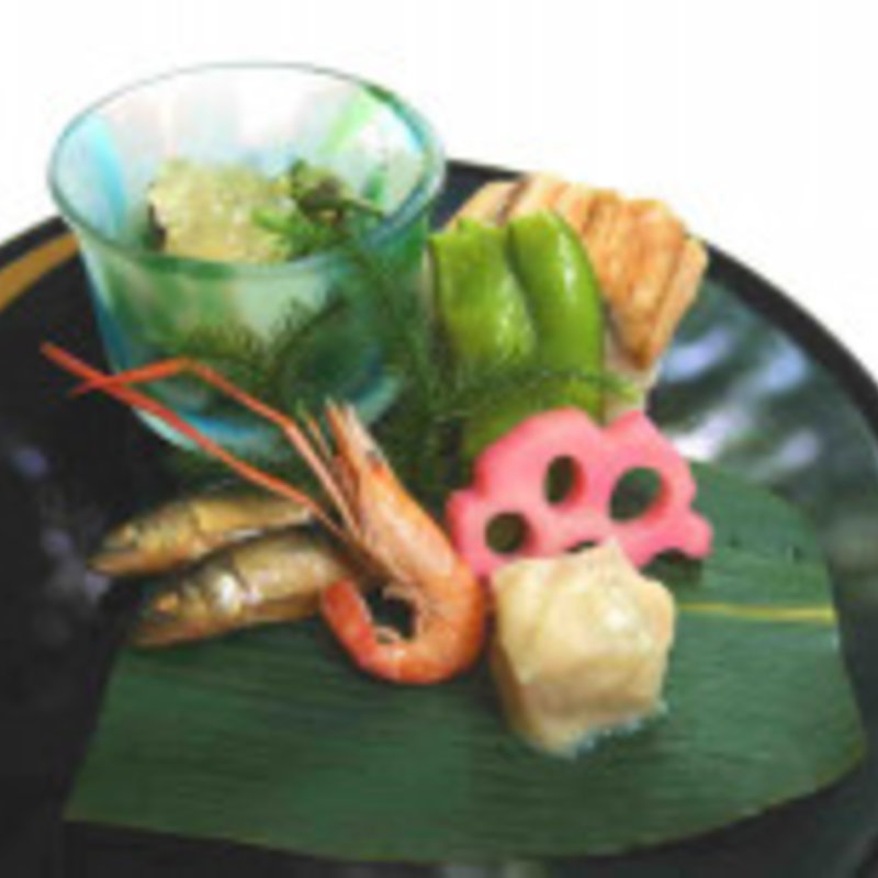 クラゲとキュウリの酢の物(ひろや )