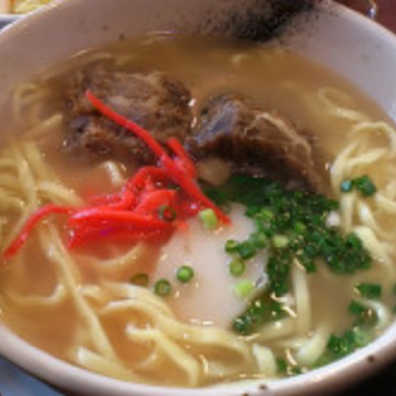 ソーキそば(びんがた)