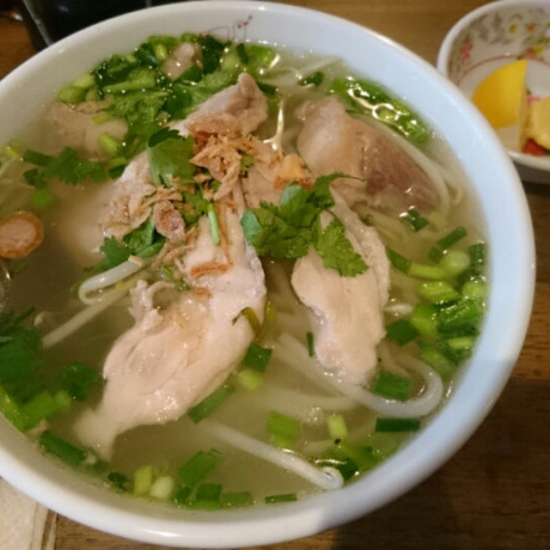 フォーガー（鶏肉入りフォー）(ビンヤン （BINH DAN★9）)