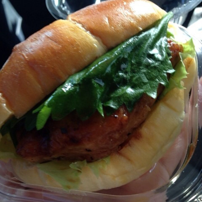 とりつくねと大葉のサンド(ブーランジェリーダダ 長良店 （Boulangerie Dada ）)