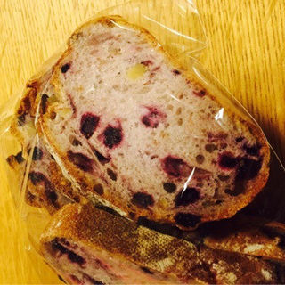 ブルーベリーとくるみ(ブーランジェリーダダ 長良店 （Boulangerie Dada ）)