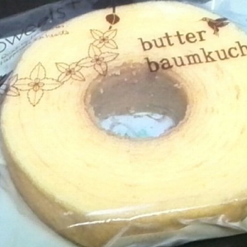 バターバウムクーヘン(ファミリーマート)