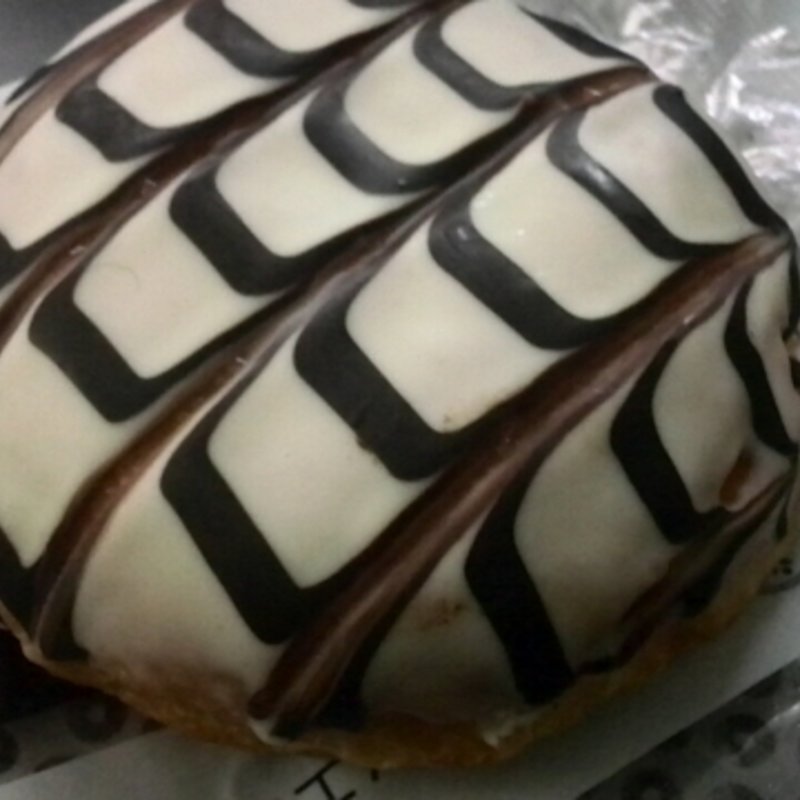 ヘーゼルナッツチョコドーナツ(ファミリーマート)