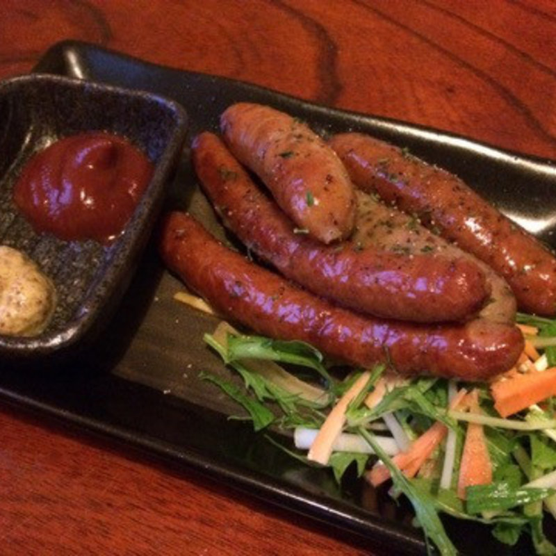 ソーセージ盛り(ふぁみりい )