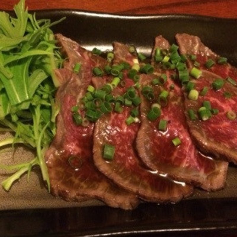 和牛のたたき(ふぁみりい )