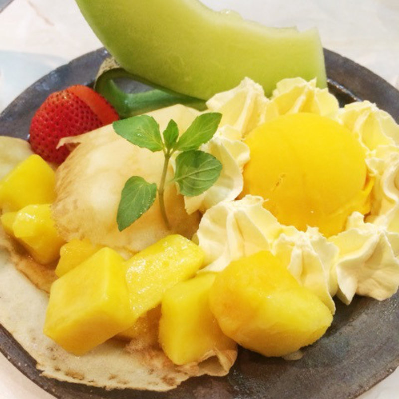 マンゴーパフェ皿盛り(ファンシー小島屋 )